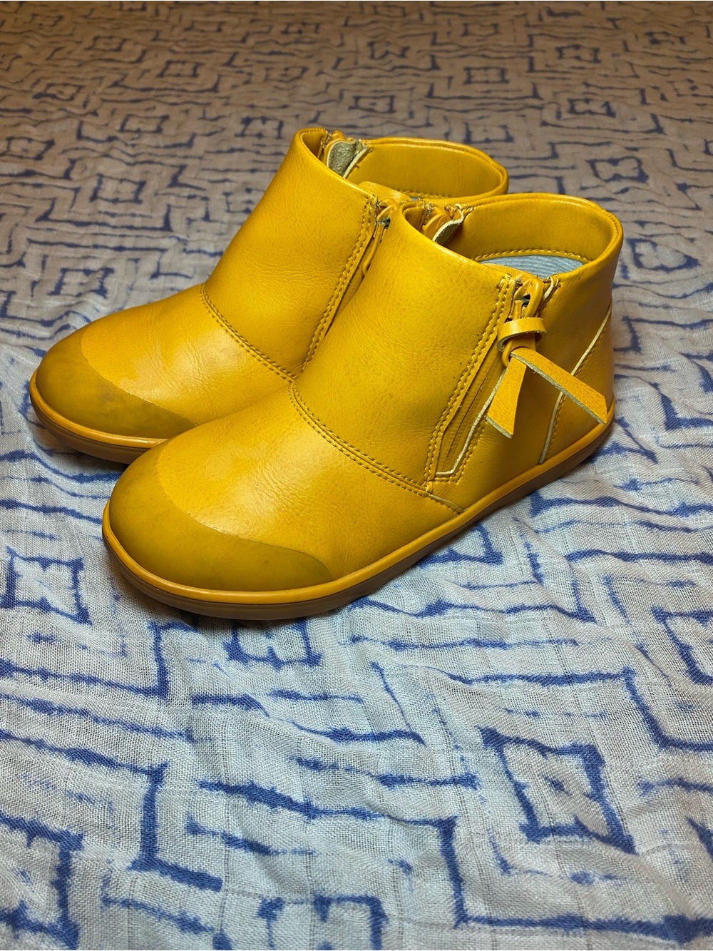 EUC Livie & Luca Rook Waterproof Butterscotch Yellow Zip Kids Ankle Boots